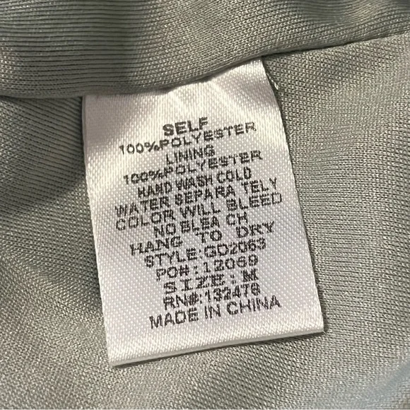 Glam Green Leopard Long Sleeve Dress Size Medium - Picture 7 of 7